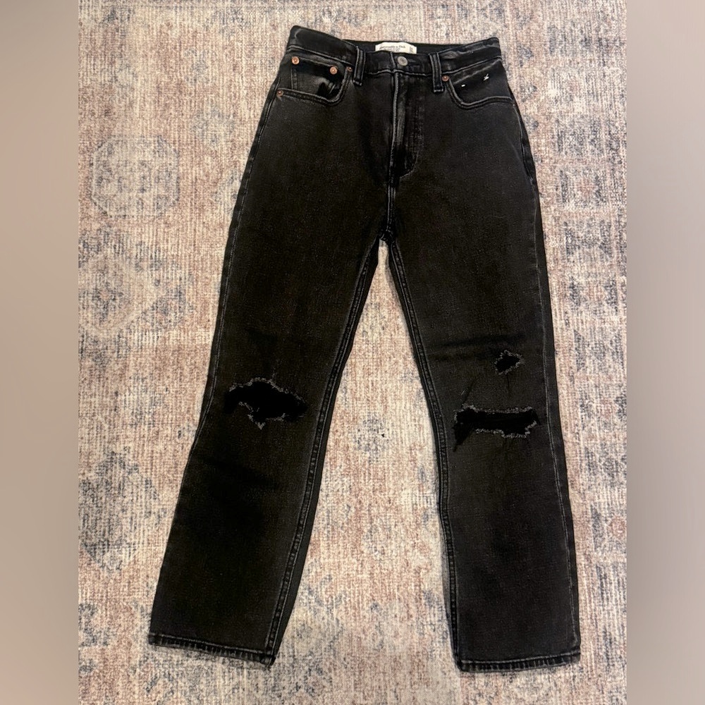 Abercrombie & Fitch the ankle straight Ultra high‎ rise short